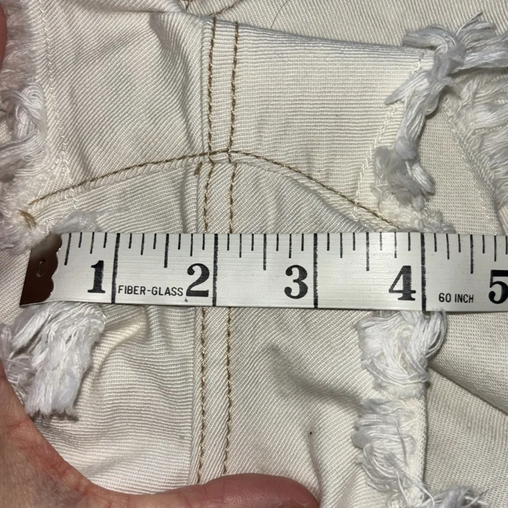 Scoop Cut Off Denim Shorts